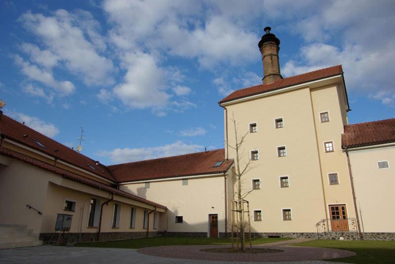 Chateau Krakovany Eksteriør bilde